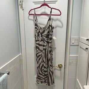 DKNY Black and White Midi Sundress